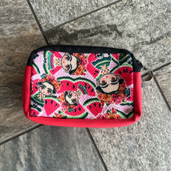Frida Kahlo Patterned Pouch - Picture 1 of 6